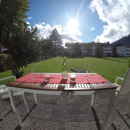 Garden-mountain Apartment *