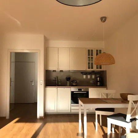 Garden-mountain Apartment *